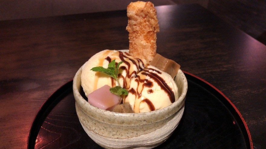 京都の隠れ家「えんがわカフェ」で絶品生麩パフェを味わう